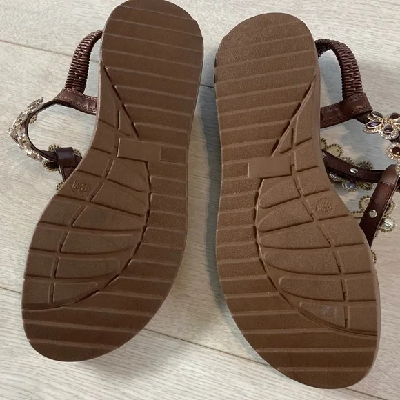 Brown Floral Sandals - Picture 2 of 5